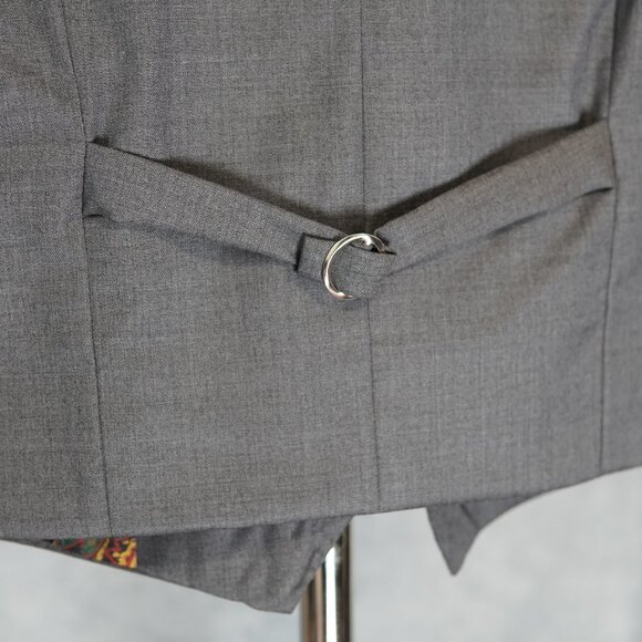 Custom 3-Piece Grey Suit by Modello Bespoke – Lazori Collection - Picture 7 of 12
